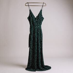 Kaileigh green floral jumpsuit. Size M